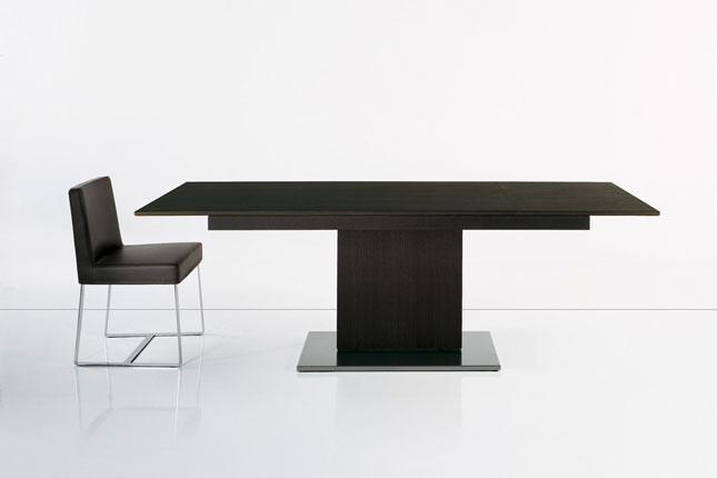 Столы и столики