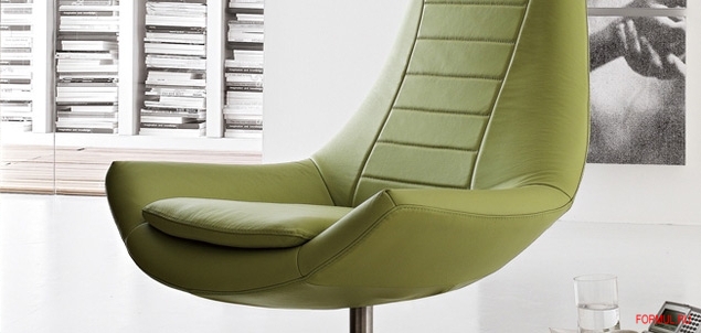 ������ Nicoline Idra