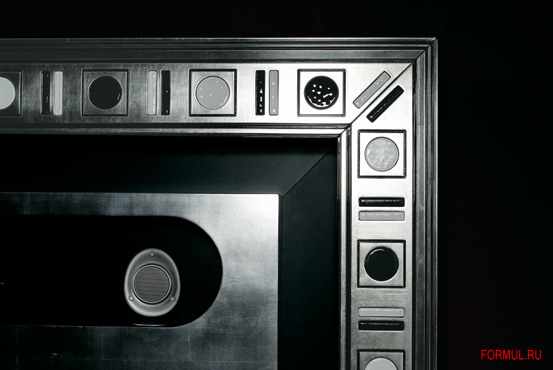  Vismara the wall glass eyes - home cinema