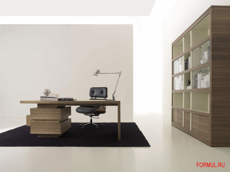 Стол письменный Galimberti Nino Quadria Стол письменный Galimberti Nino Quadria