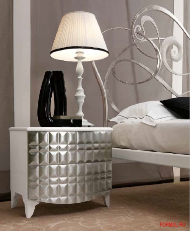  Bova by P.B.L. 18.100,18.101