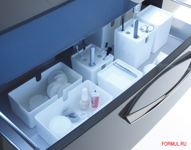 �������� ������ ��� ������ Pelipal Tiva