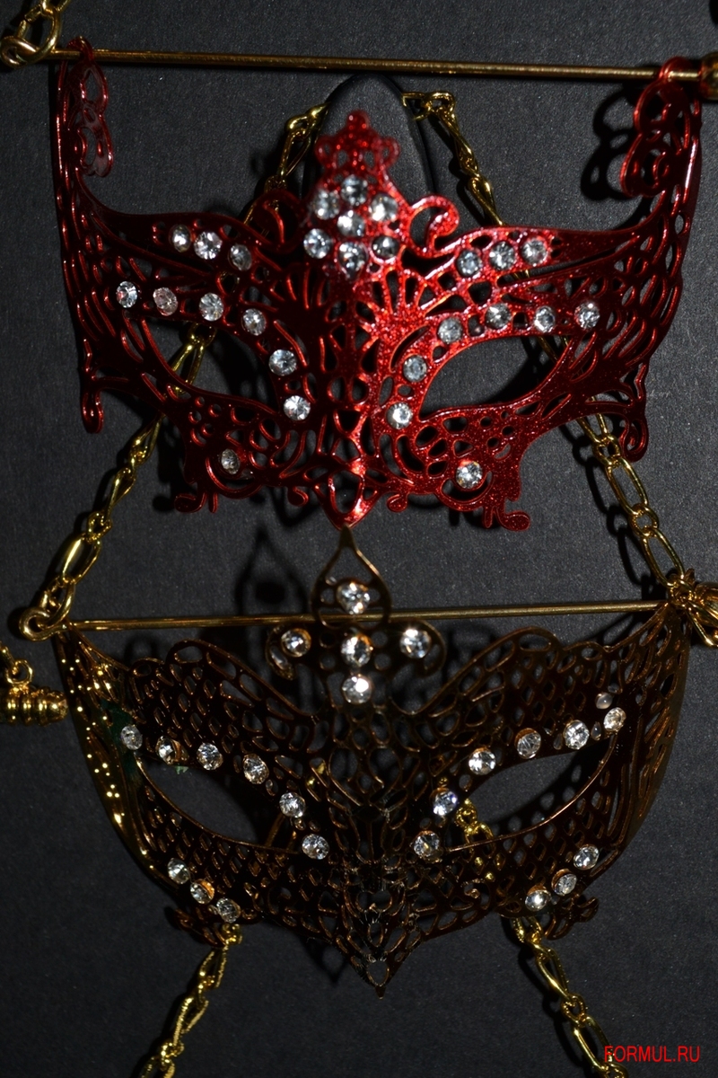 ����� La gioia Spilla metallo con strass