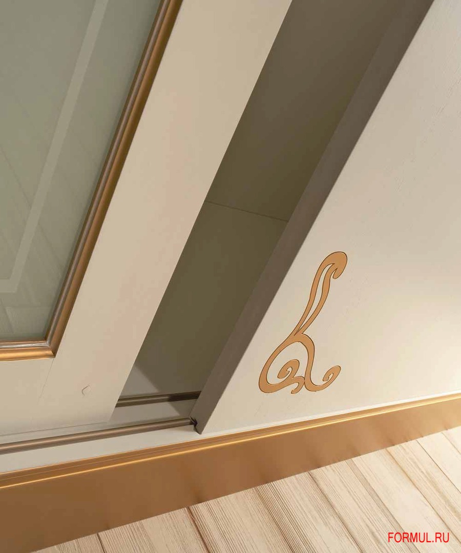  F.M. Bottega Darte 825