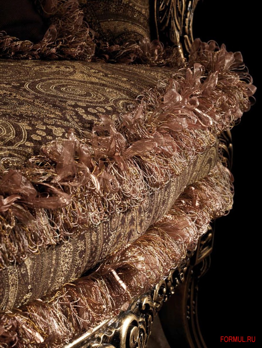  Asnaghi Interiors Quasimodo