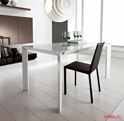 ������� Mercantini Nestos M8