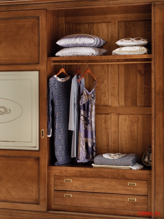   Devina Nais AR140/20DR