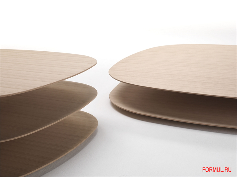   Living Divani Strato