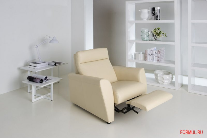 ������ Delta Salotti Status