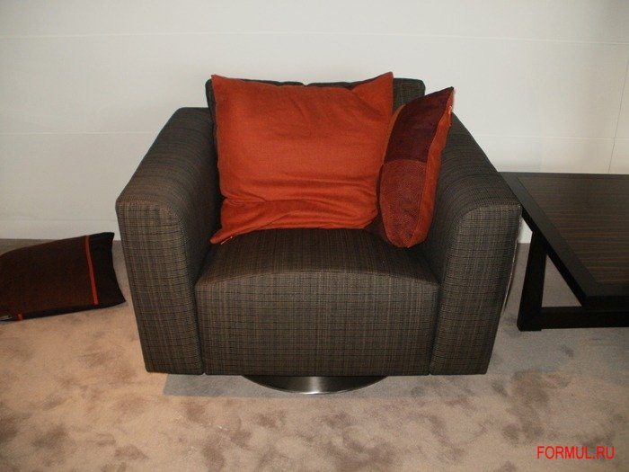 ������ Giorgetti KELLY