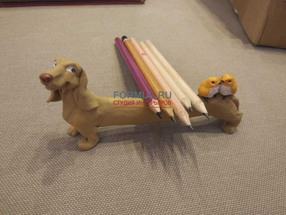 Статуэтка Авторская работа Подставка для карандашей Такса Статуэтка Авторская работа Подставка для карандашей Такса