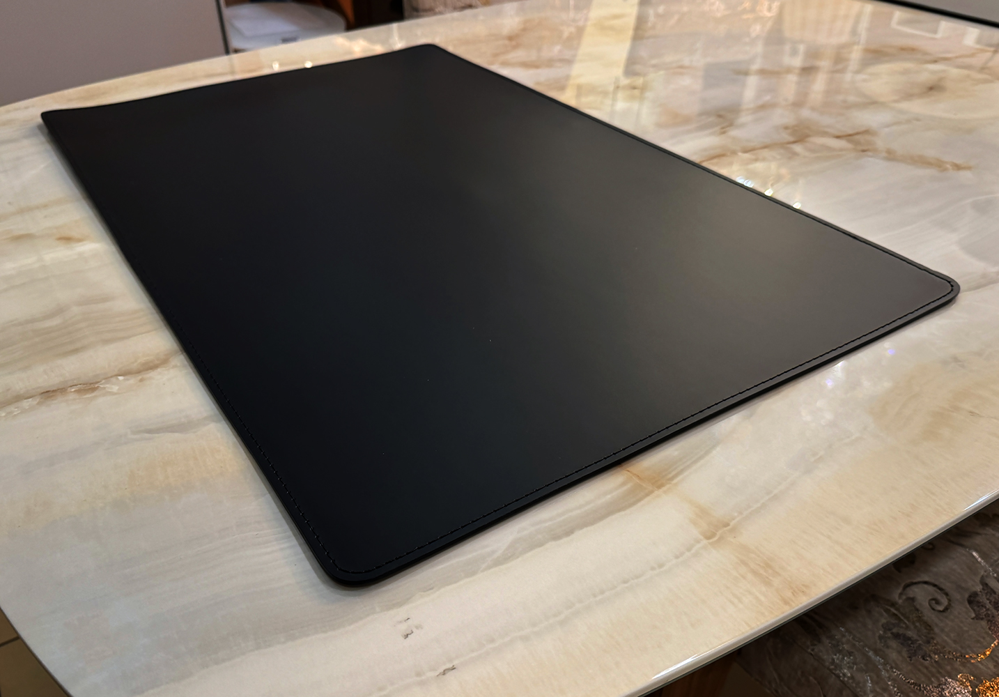 ������ Julia Italia Sottomano 109 nero