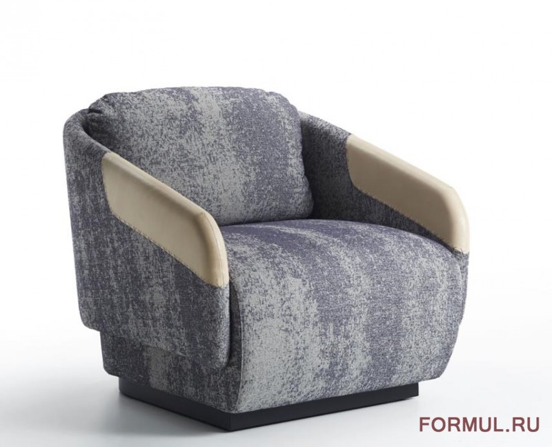 ������ Casamania Worn