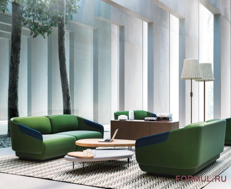 ������ Casamania Worn