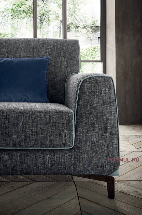 ����� Felis Newman