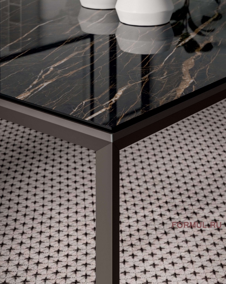 ���� Ozzio Metro