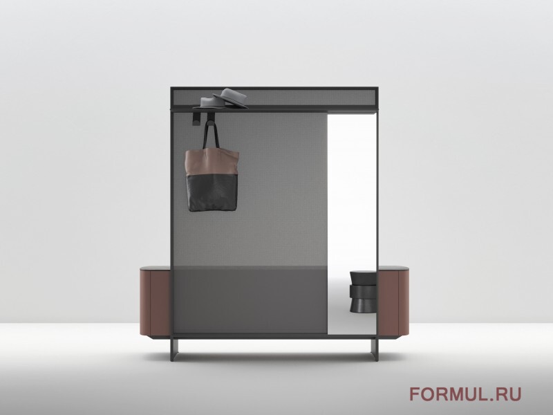 ����� Caccaro Side View