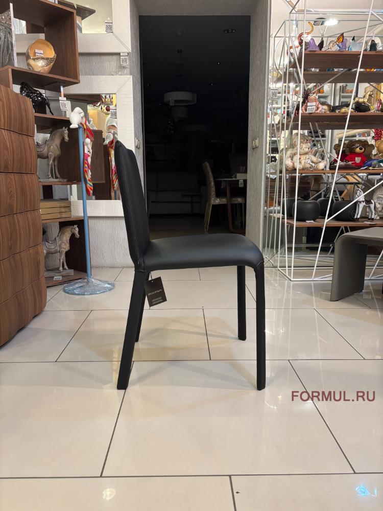 ���� Julia Italia Jenya bassa