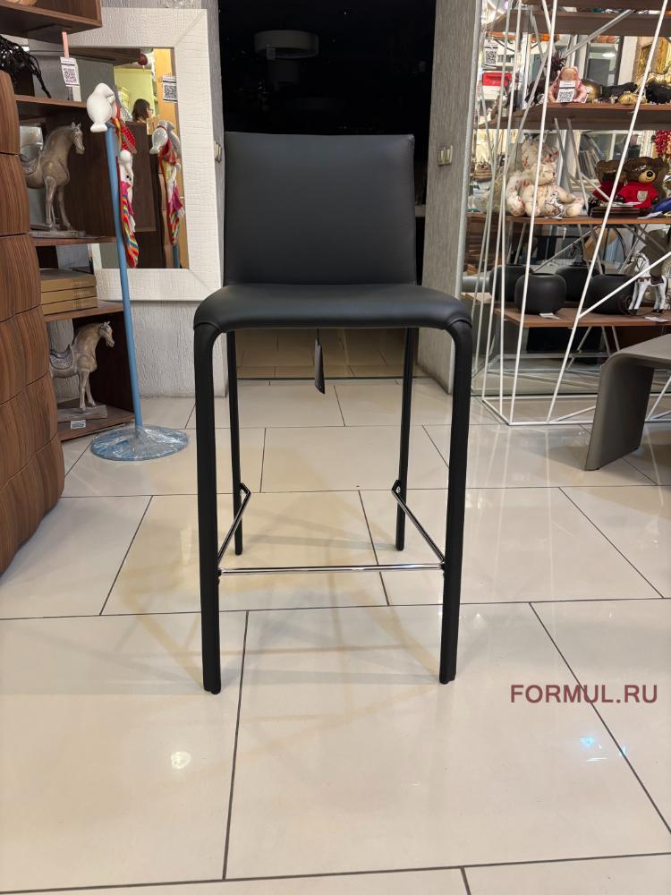   Julia Italia Jenya SG