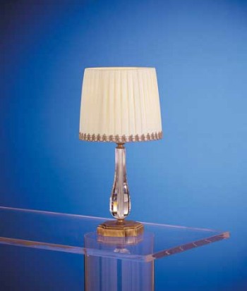 Table lamp